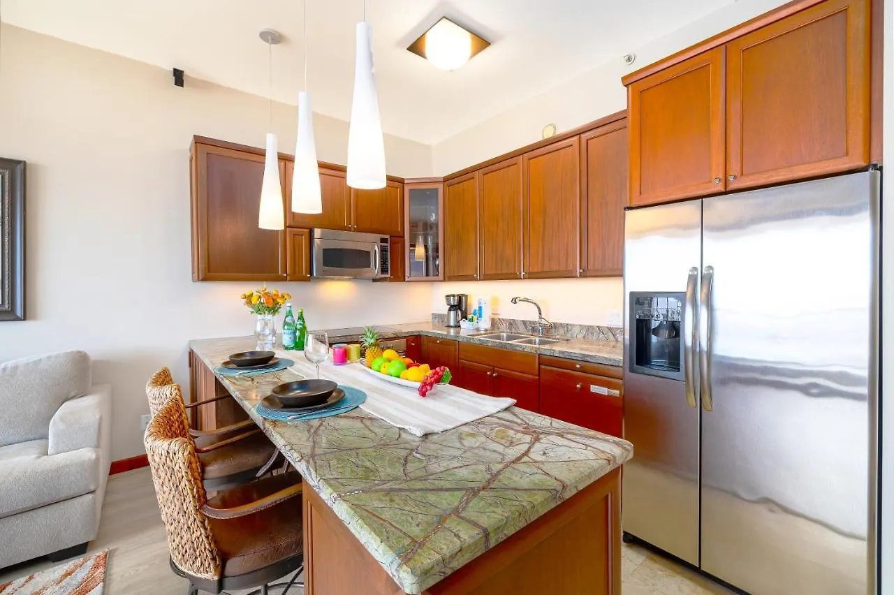 Appartamento Upscale Penthouse With Ocean Views - Free Parking Honolulu Stati Uniti